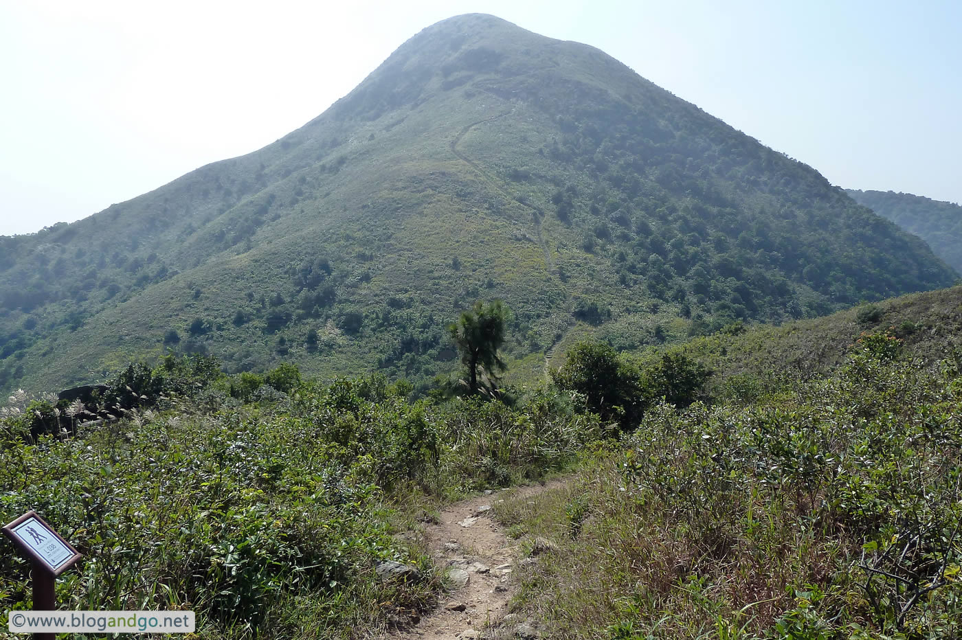 Lantau Trail - Distance Post 38